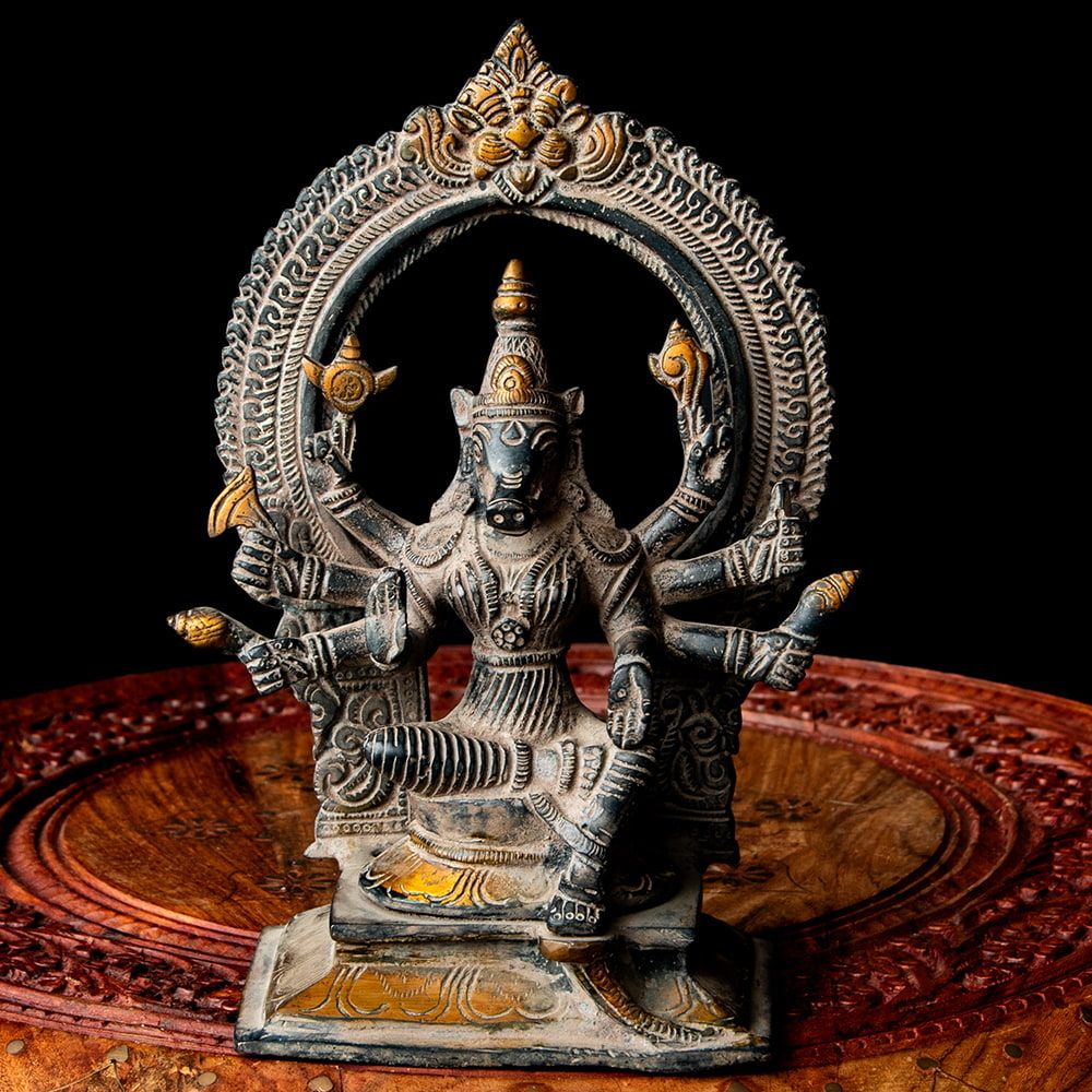 ヴァラーヒー神 亥頭妃 半跏像 重厚なブラス製 高さ22cm程度 ナブラトリ ヴァラヒ バラヒ divi