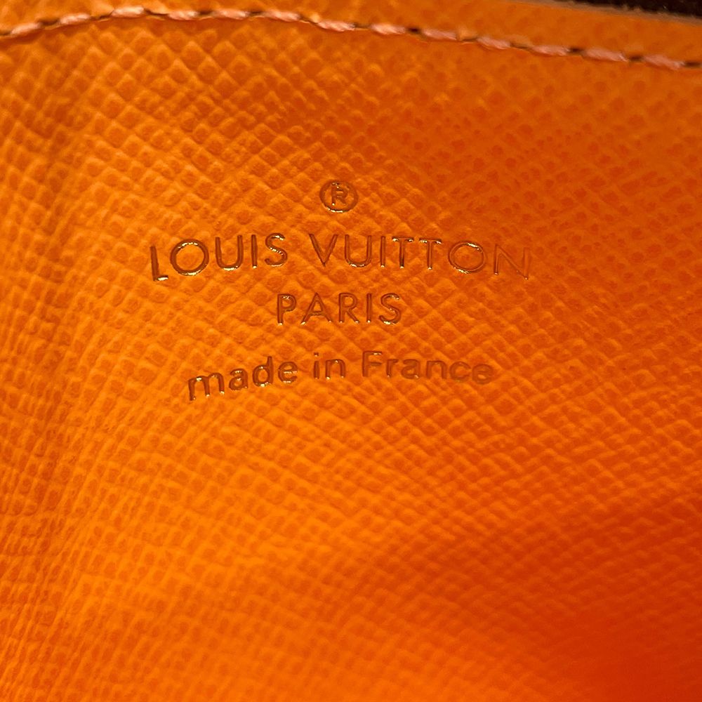 LOUIS VUITTON (ルイヴィトン) モノグラム ポルトカルト・ロミー  