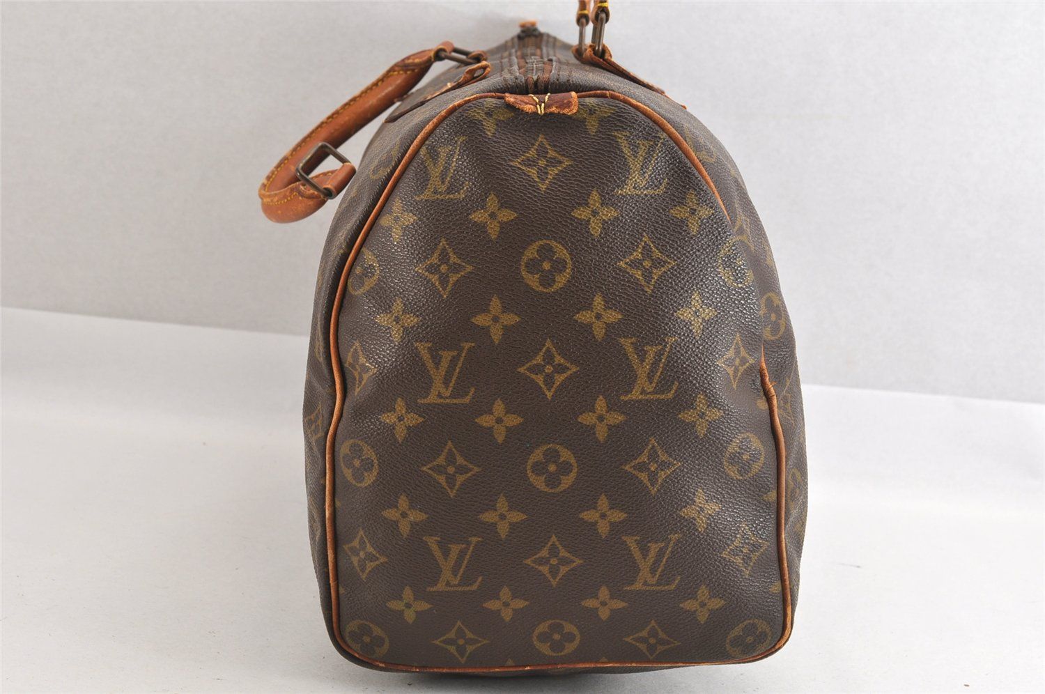 LOUIS VUITTON ルイヴィトン モノグラム スピーディ 40 ハンドボストン 