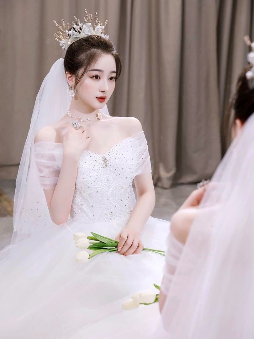 【2025年最新】プリンセス✨メインウェディングドレス　結婚式前撮り　3点セット 新品未使用 【2025年最新】プリンセス メインウェディングドレス