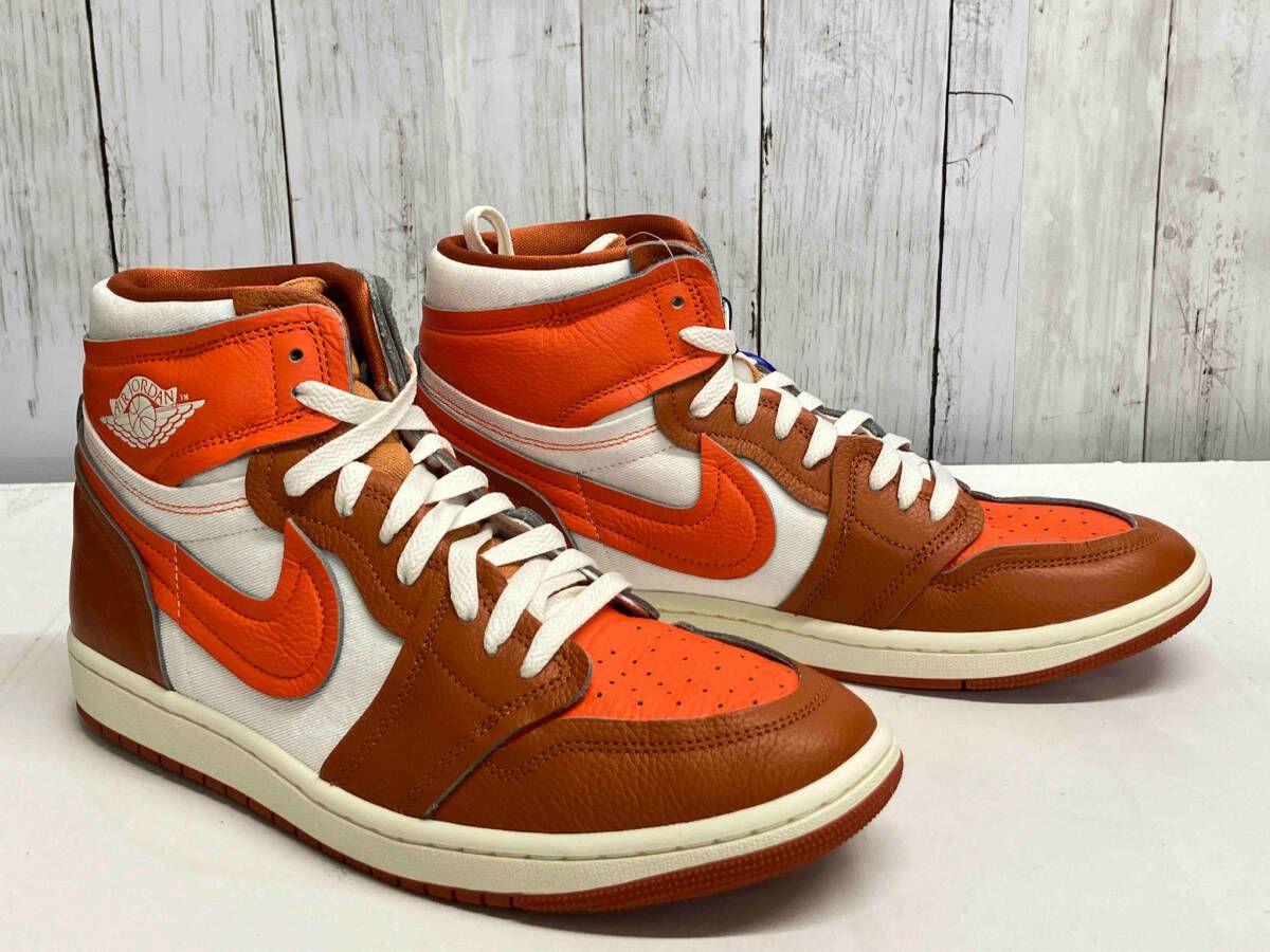 NIKE WMNS