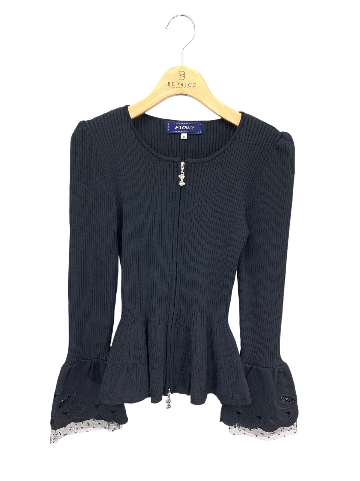 エムズグレイシー 袖リボン刺繍入りジップニット 218502