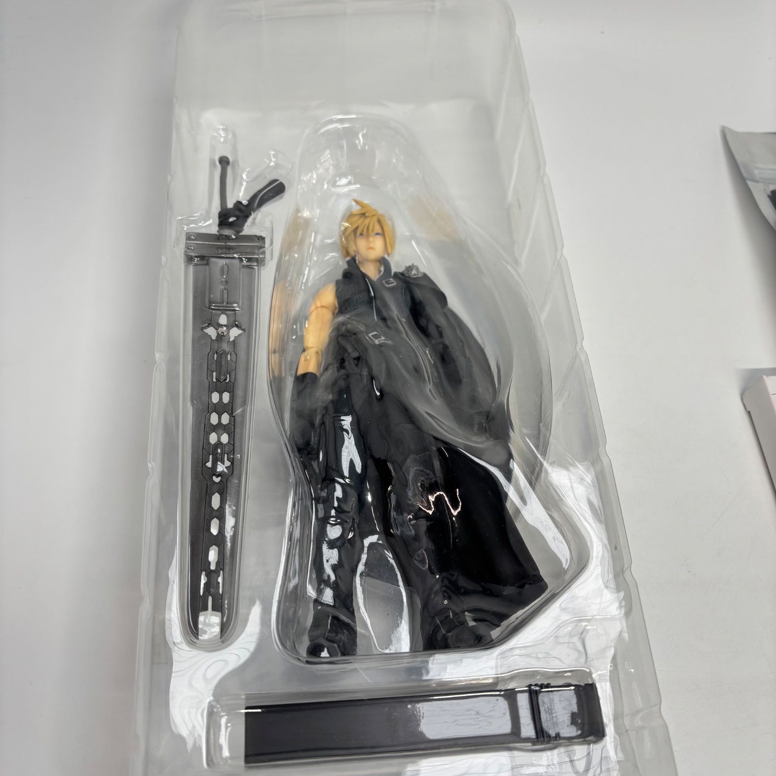ファイナルファンタジーVII アドベント チルドレン アドベント