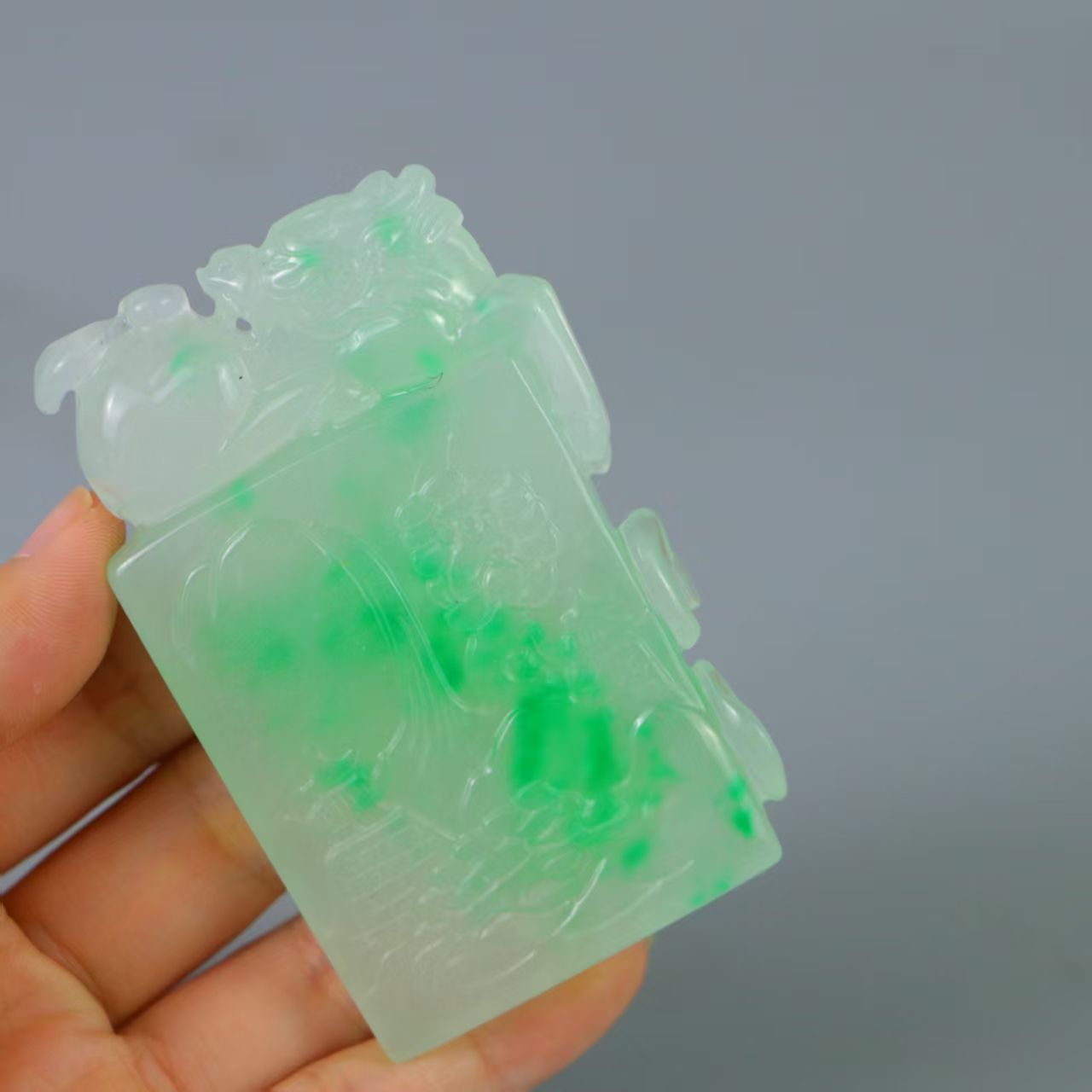 貔貅ペンダント