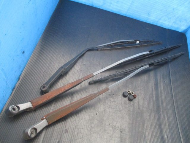 ジムニーJB23W ワイパー（フロント・リヤ)中古品