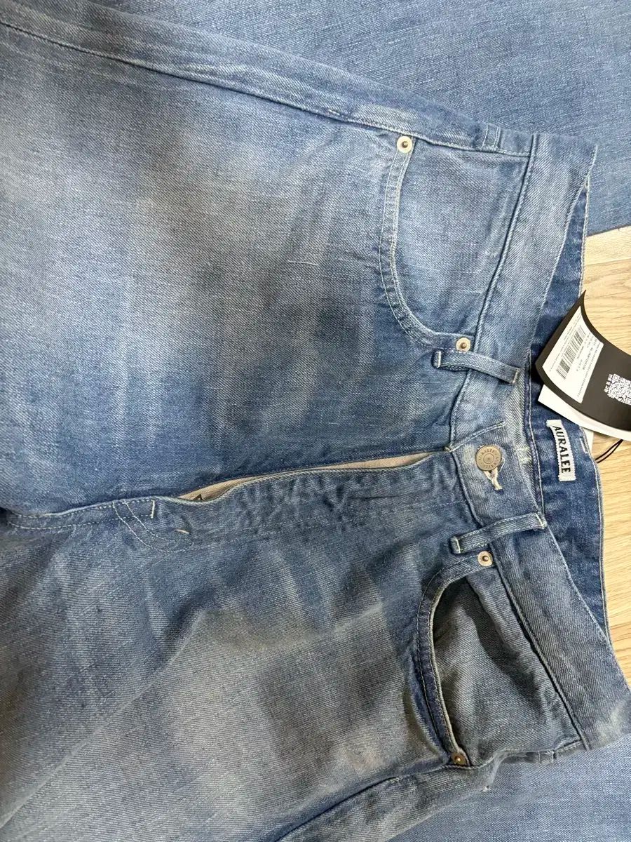 AURALEE 23SS セルビッヂライトデニム サイズ3 AURALEE＞ SELVEDGE FADED LIGHT DENIM WIDE PANTS/セルベッジ