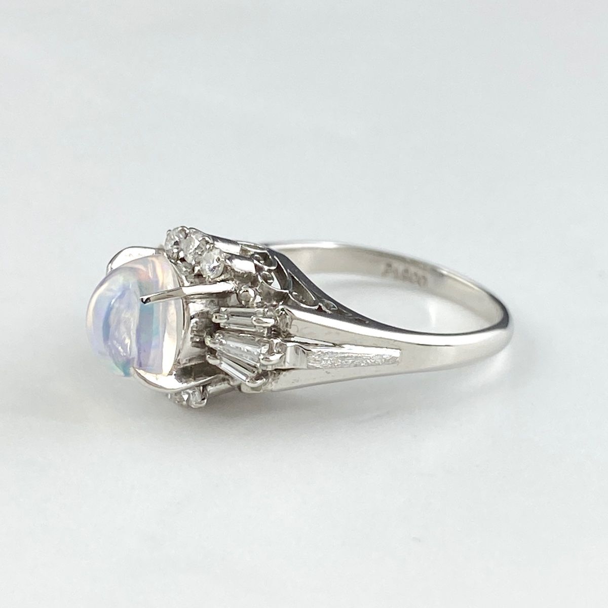 オパール デザインリング プラチナ 指輪 メレダイヤ リング 7号 Pt900 
