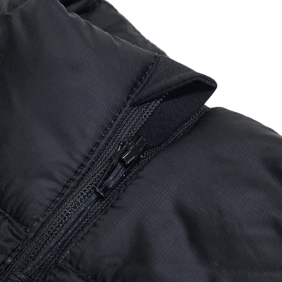 希望価格です　MAN-TLE マントル　R15 D3 ダウンジャケット　Mサイズ ARC'TERYX(アークテリクス) ダウンジャケット サイズS/P S