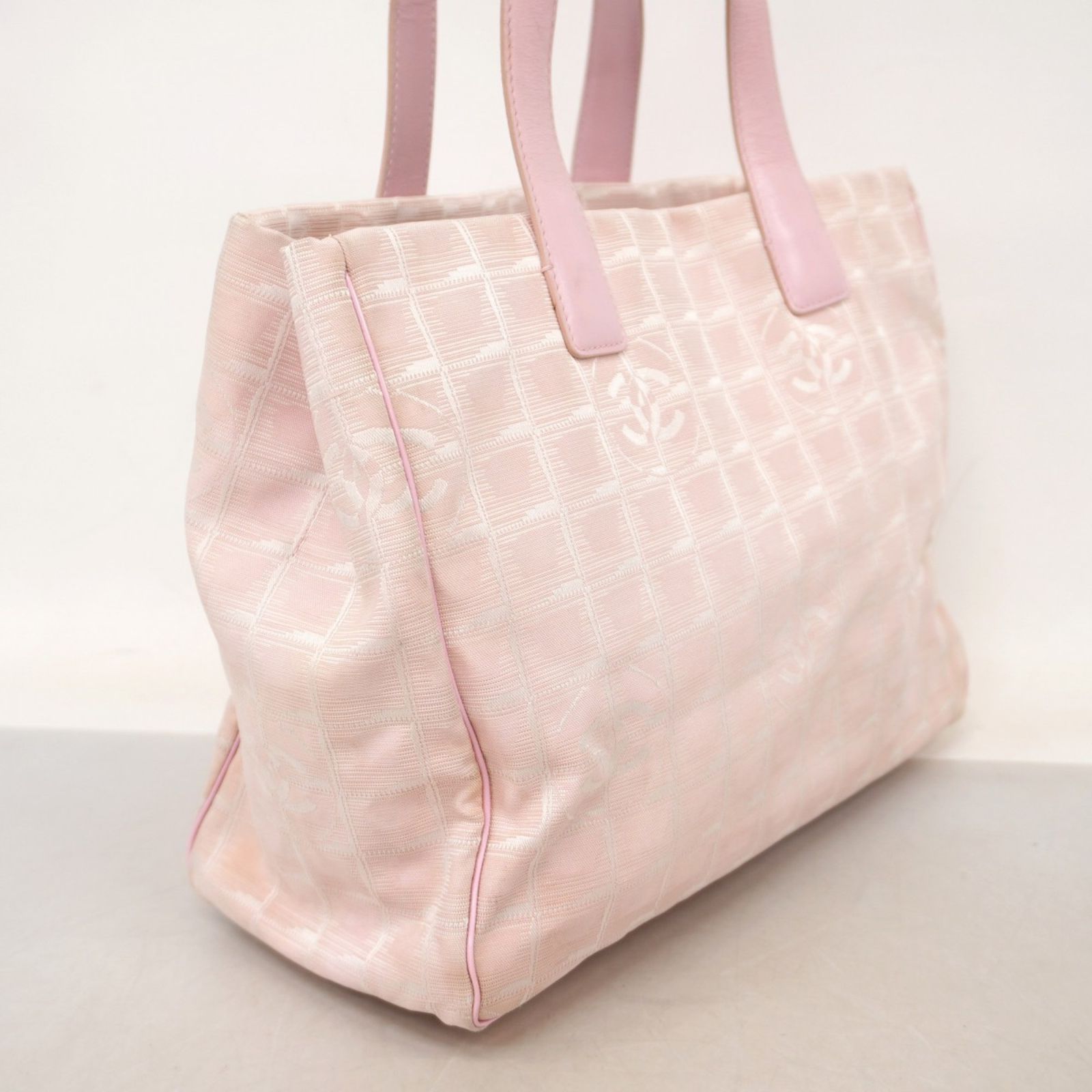 シャネル　CHANEL ニュートラベルライン　トートバッグ　ピンク　ナイロン シャネル ニュートラベルライン ナイロン×レザー トートバッグ