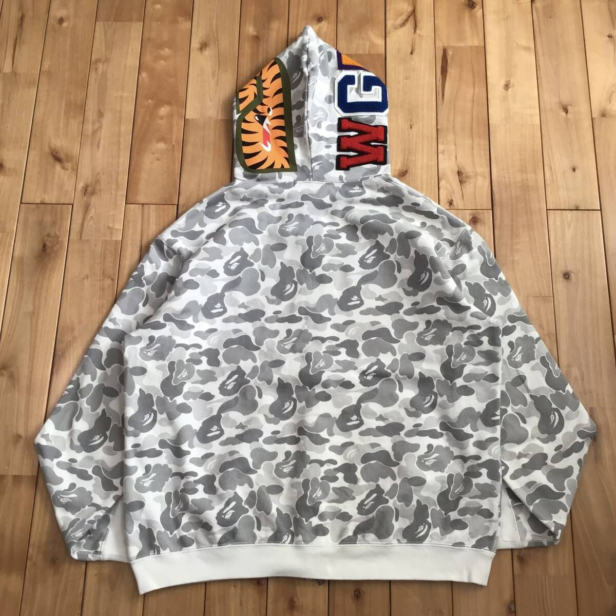 ☆原宿限定☆ 2008年 Harajuku Store Camo シャーク パーカー Lサイズ