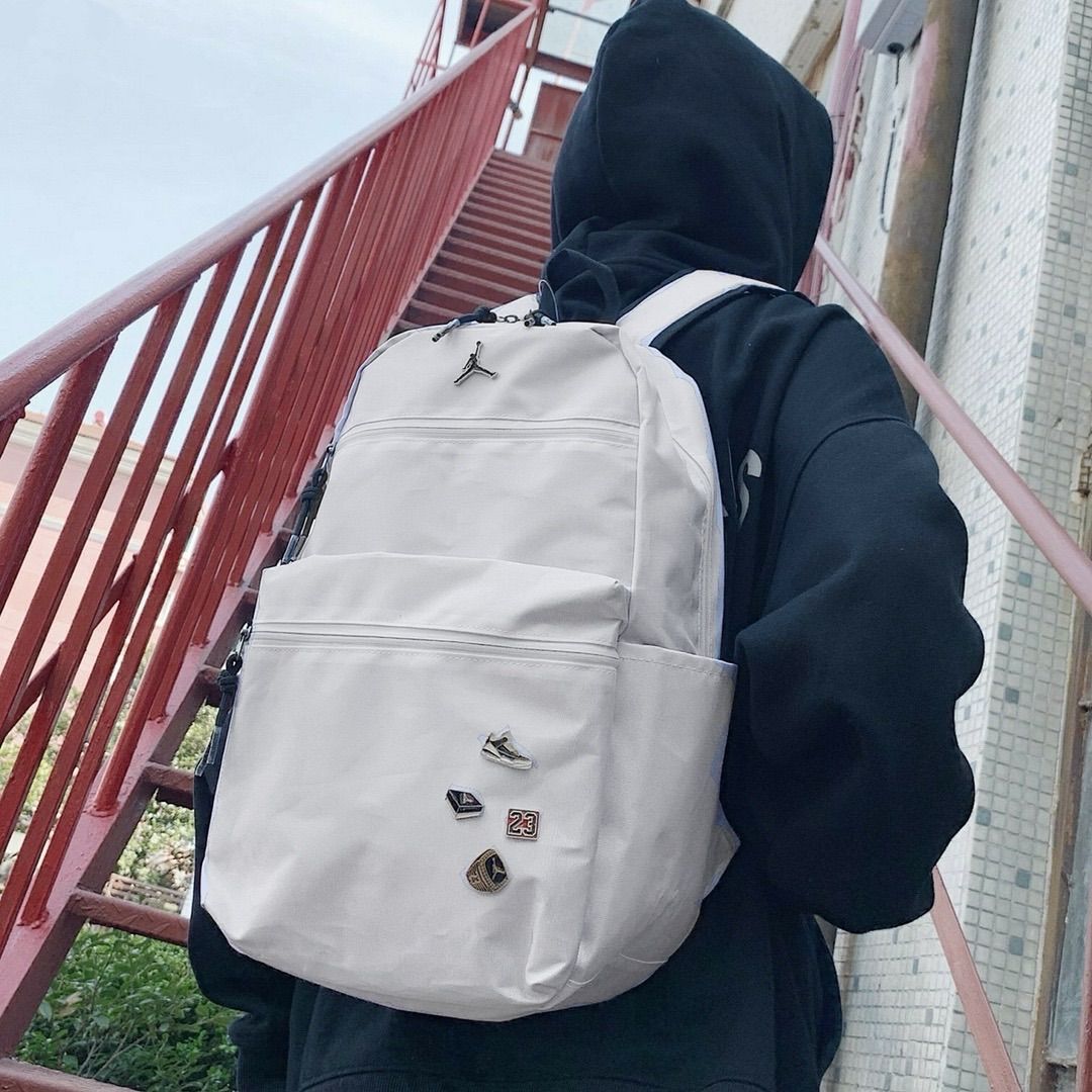 新品 Nike Jordan ナイキ ジョーダン バックパック リュック 男女兼用 