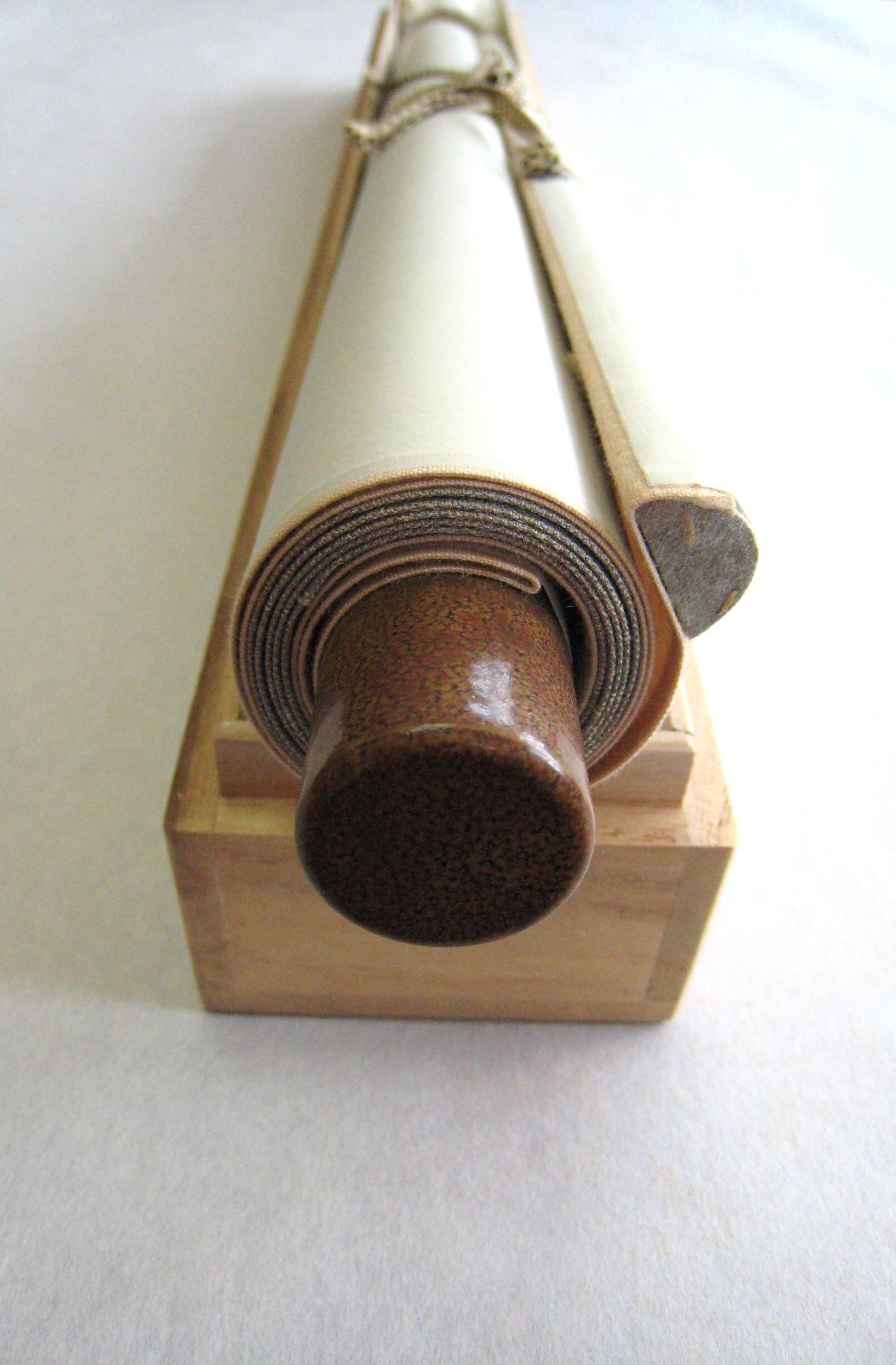 掛け軸 掛軸 相田みつを 「しあわせは」(工芸作品・中古) 共箱・タトウ