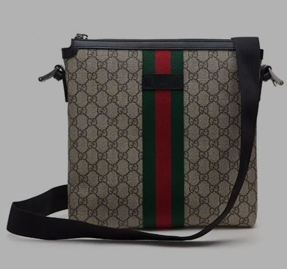 GUCCI グッチ メッセンジャーバッグ 387111 ー KHNGN 9692
