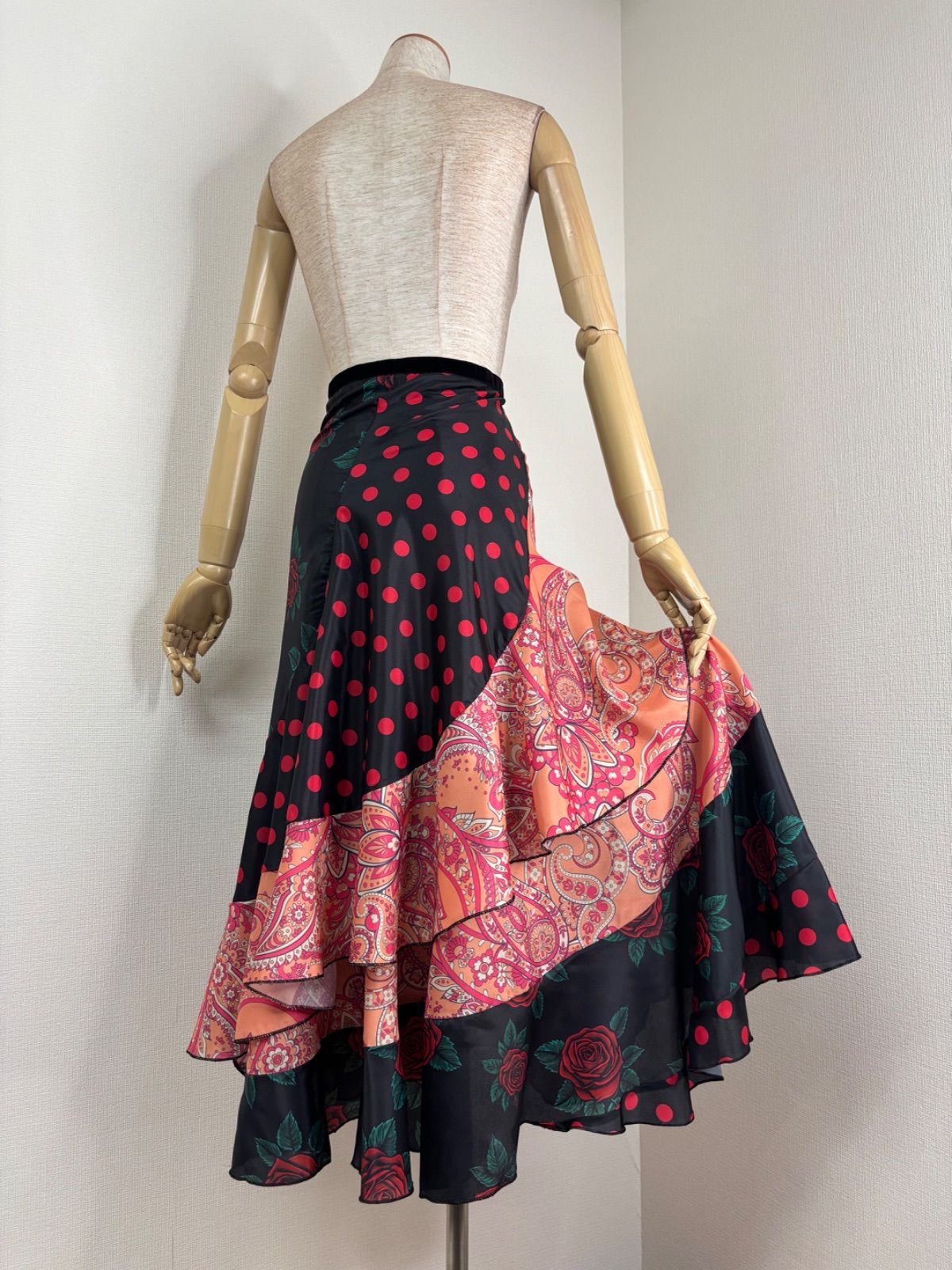⭐︎フラメンコ巻きスカート ファルダ⭐︎ 新品》フラメンコ 巻きスカート ファルダ 衣装 - メルカリ