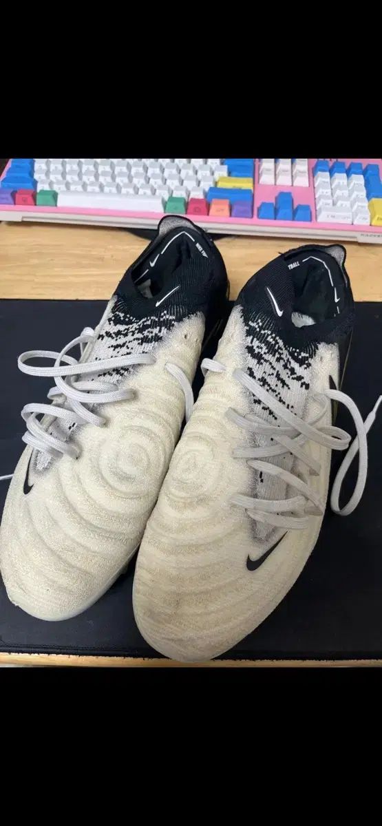 ナイキ ファントムGX2 エリート FG 280