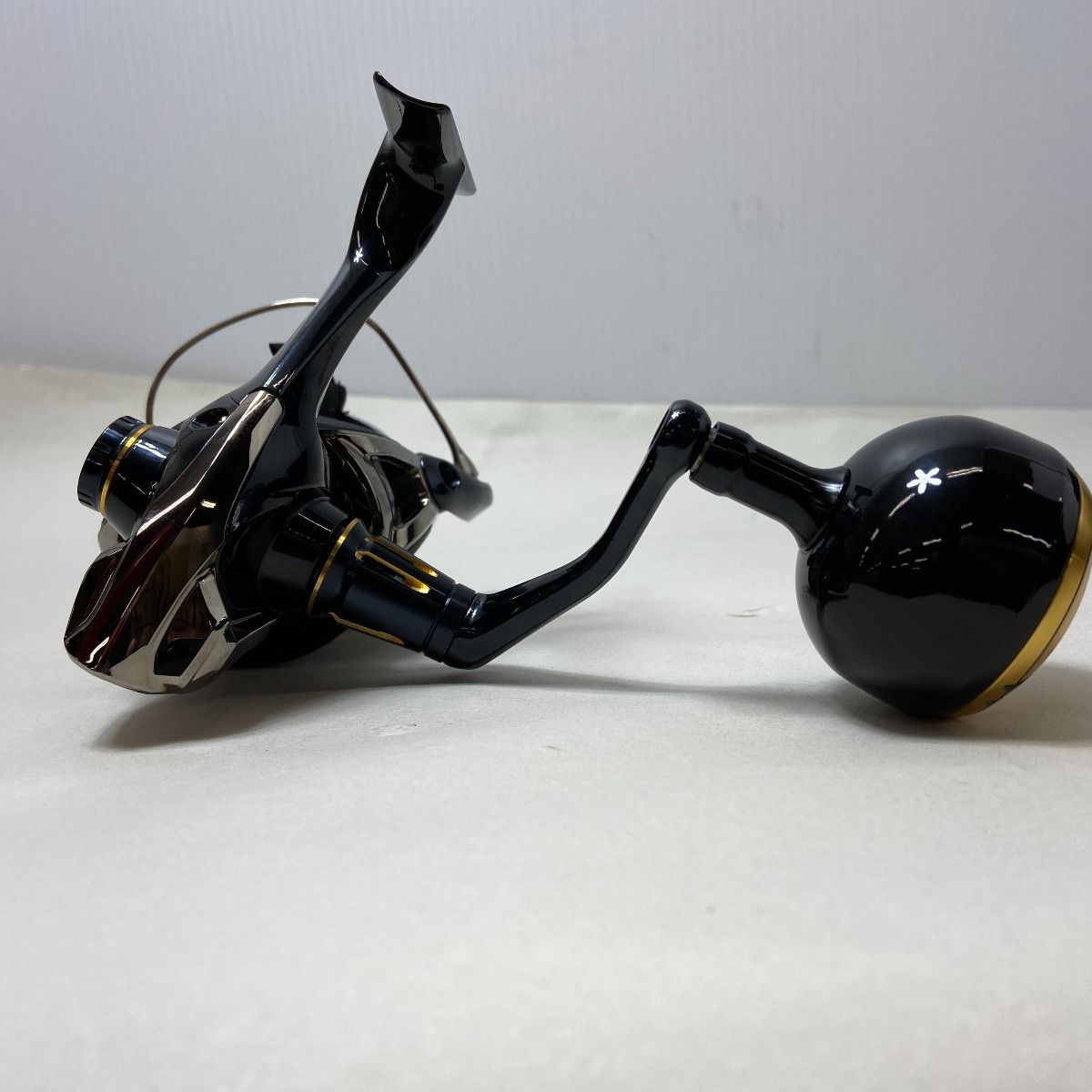 ΨΨSHIMANO シマノ スピニングリール ステラSW4000XgG 箱付き 04074  