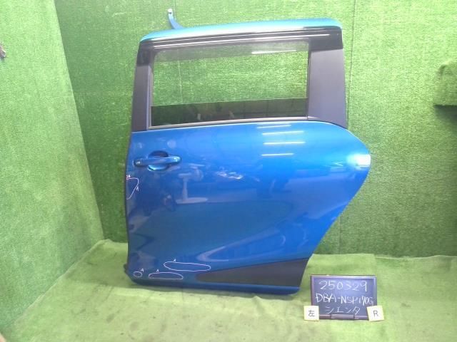 個人宅不可 離島不可 シエンタ DBA-NSP170G 左リア スライドドア 助手席側後ろ 67004-52610 自社品番250329 色8T7
