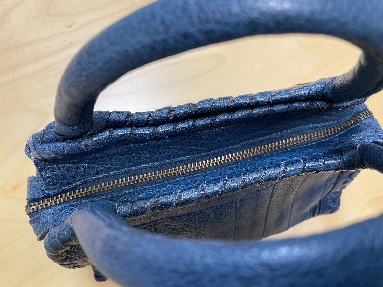 IBIZA 小さめレザーバッグ ハンドバッグ 紺系 M00012 - メルカリ