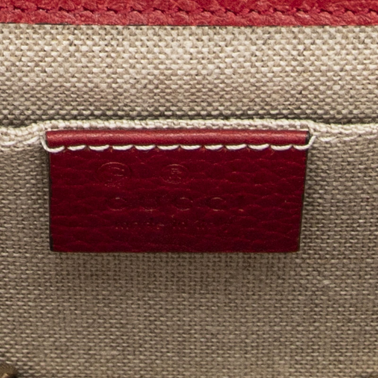 GUCCI グッチスモール インターロッキング GG チェーン クロスボディ赤グレインカーフスキンレザーA DECORATOM_COM_BR