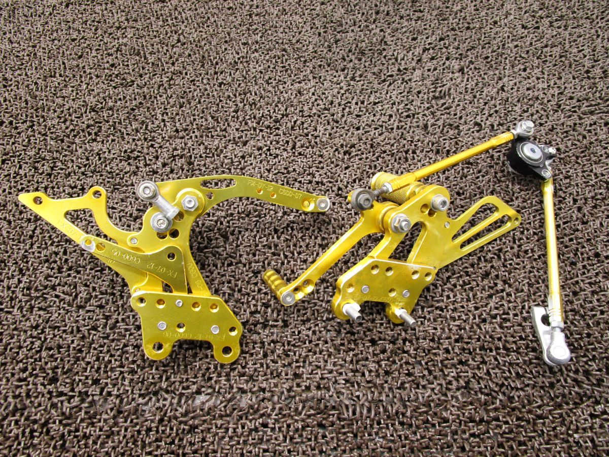 CBR600RR 社外 バックステップ A4670！PC37 カスタム素材に ホンダ 
