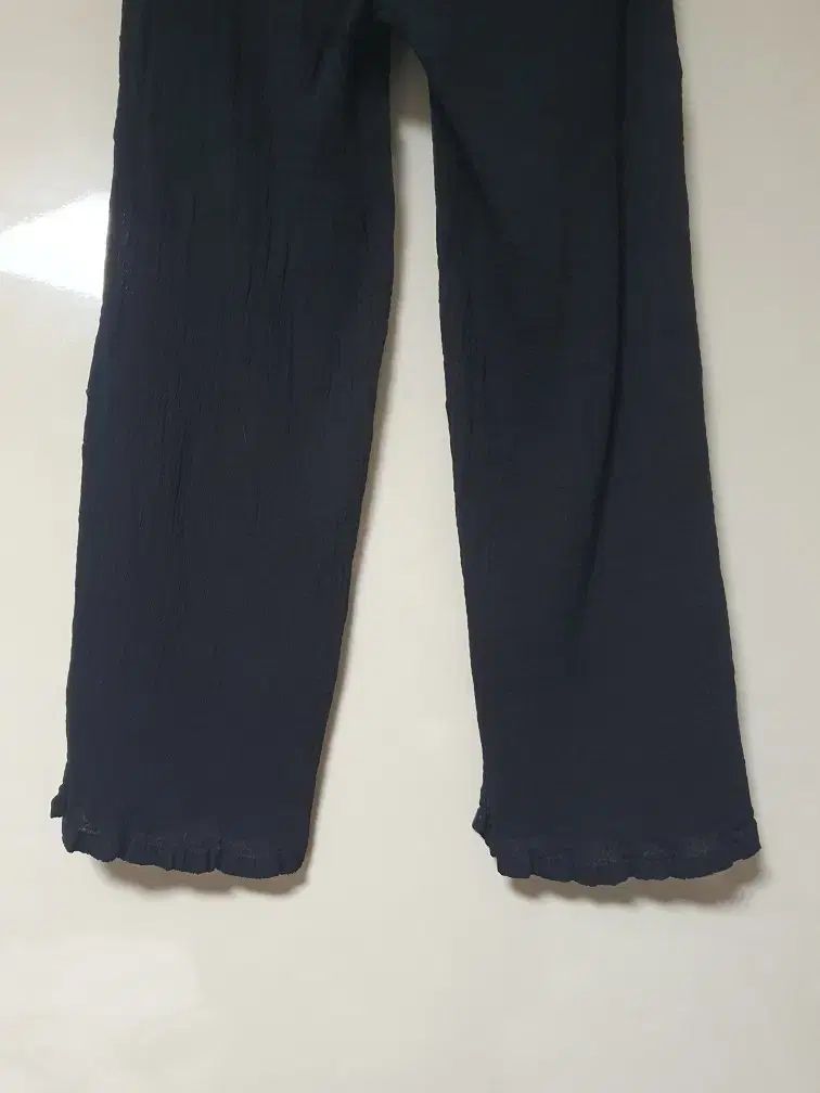 ☪ ビューティー ISSEY MIYAKE イッセイミヤケ me ISSEY MIYAKE クレープ パンツ