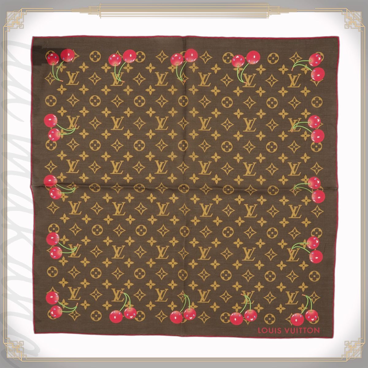 新品「 LOUIS VUITTON × 村上隆」カレ55モノグラム マルチカラー 新品「 LOUIS VUITTON × 村上隆」カレ55モノグラム マルチカラー louis