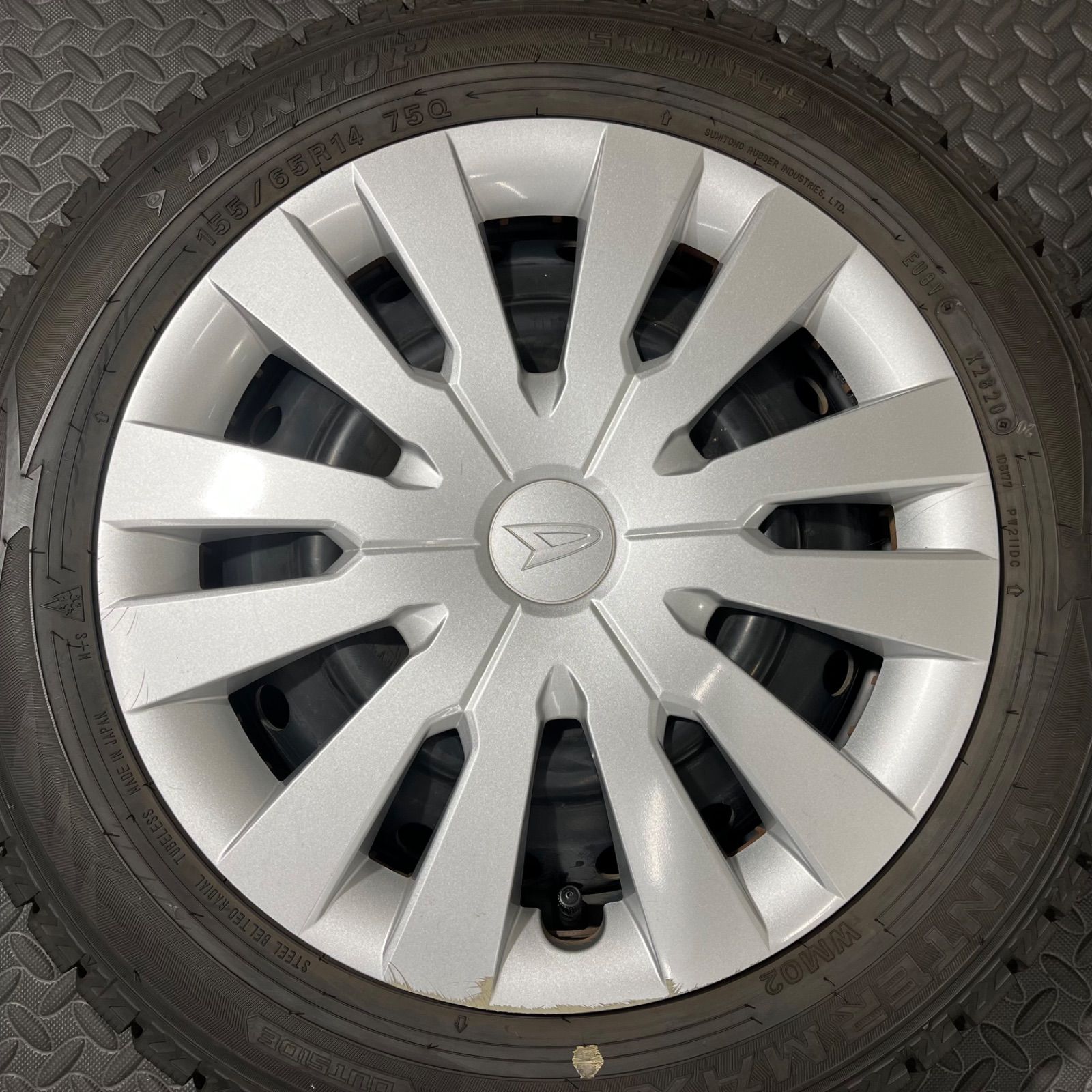 20年製 155 65R14 ダンロップ ウインターマックスWM02 ダイハツ ミラ ムーヴ タント スタッドレスタイヤ 1073Y