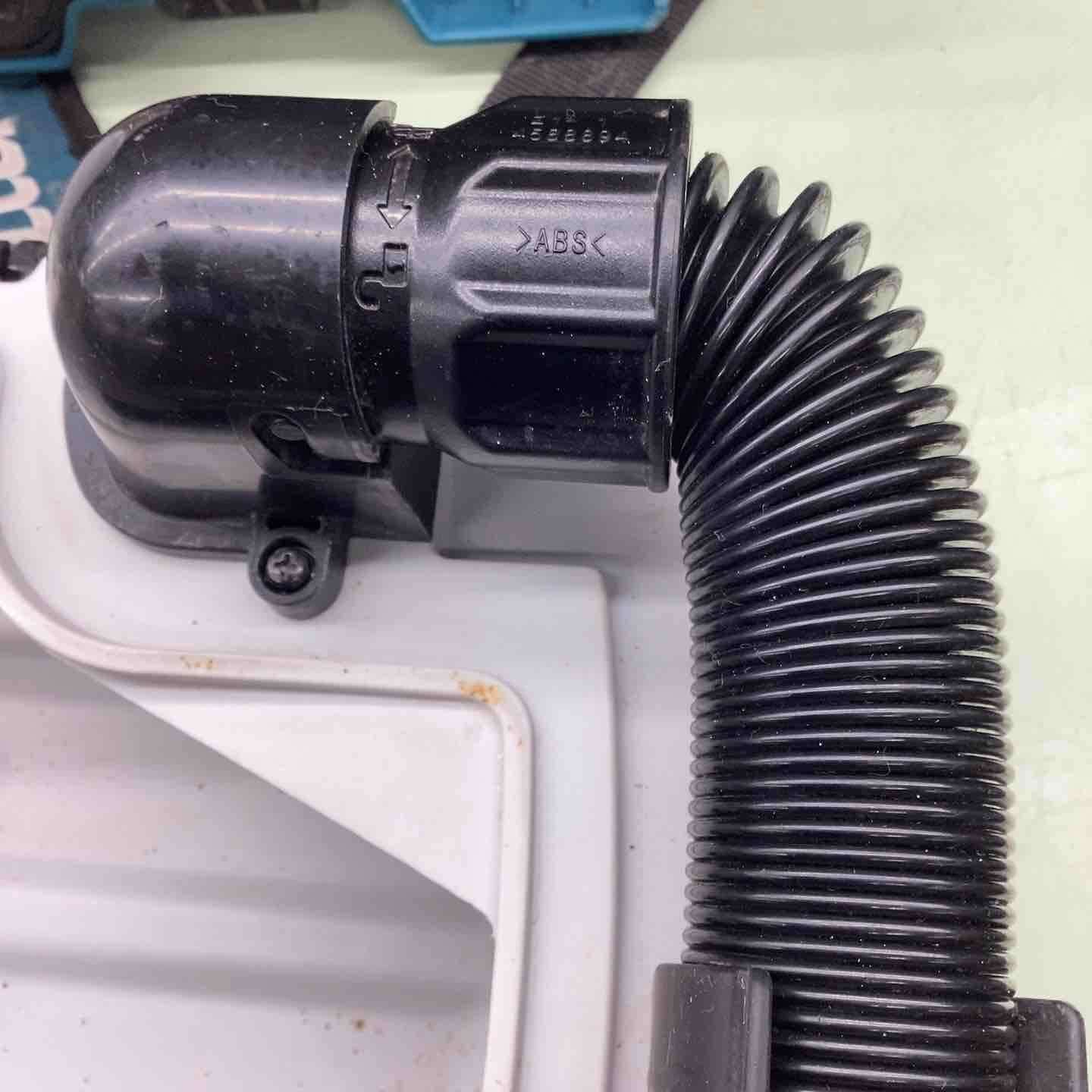 makita コードレス集じん機