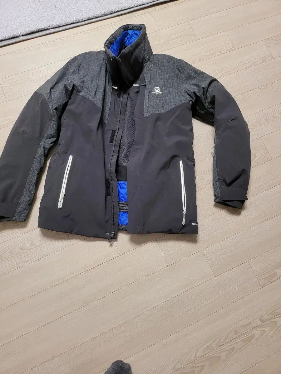 SALOMON ジャケット アウター