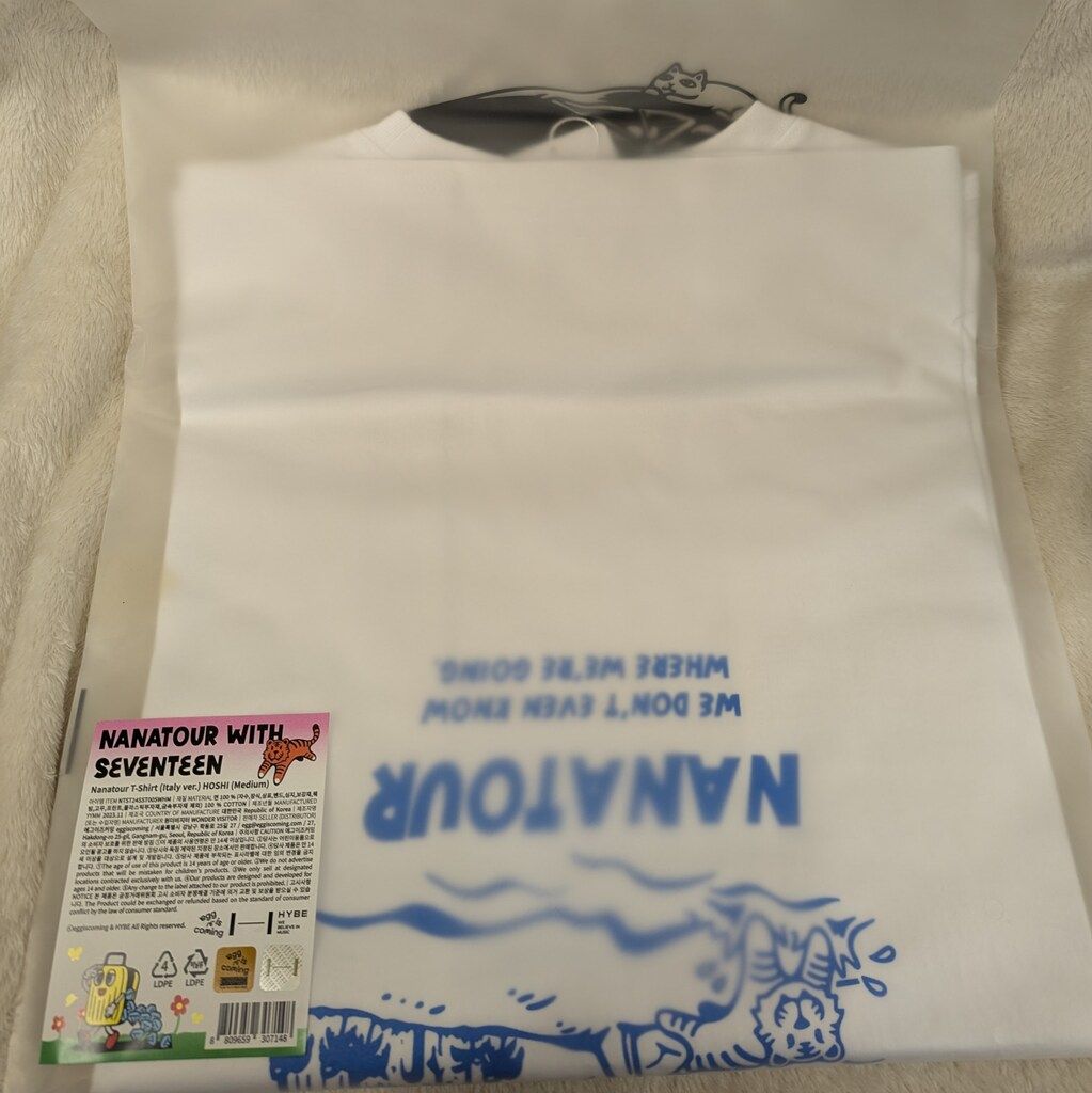 HOSHI TーShirt