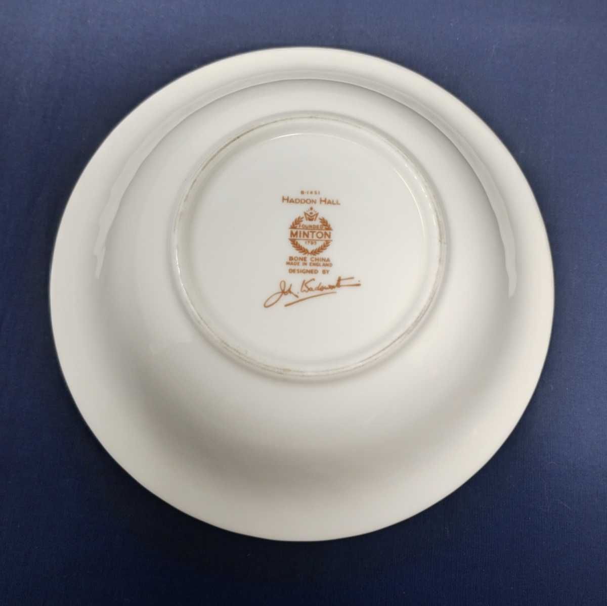 Jメ12 ミントン 皿 深め HADDON HALL MINTON BONE CHINA 花柄 可愛い