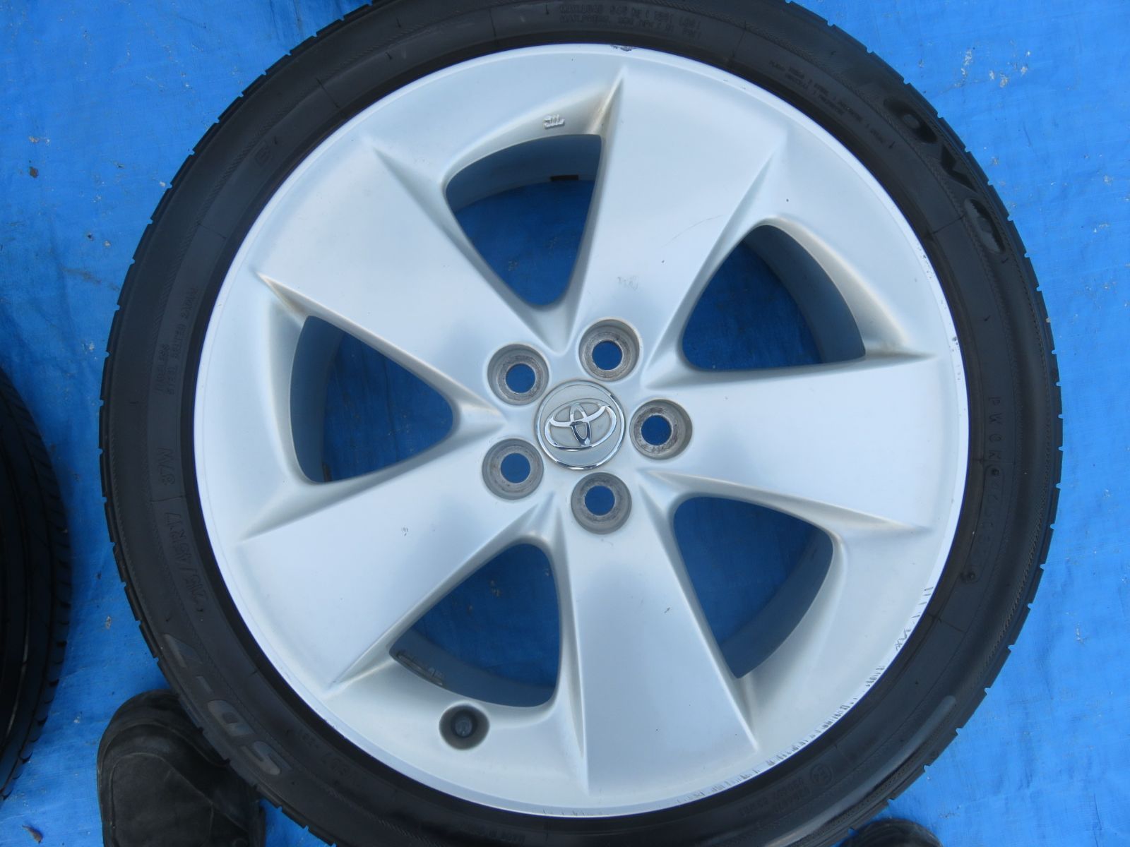 ☆SFC1532/プリウス30系 ZVW30/ZVW35 後期 純正 17インチ 17×7J