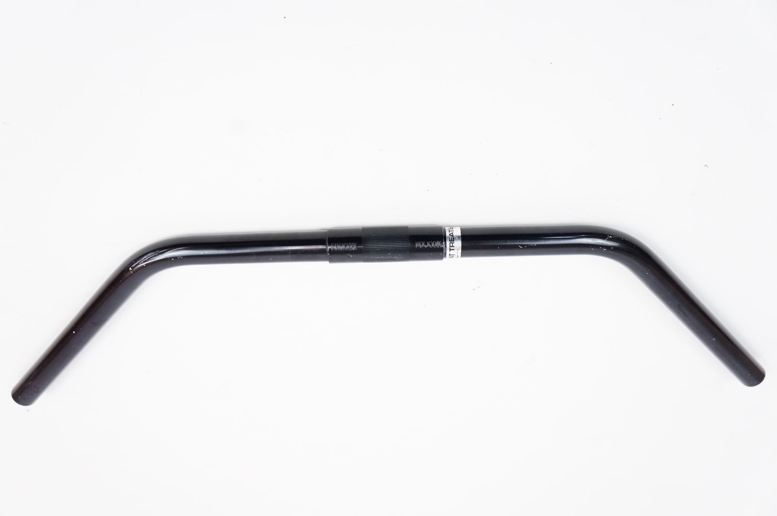 NITTO B812 ブラック　w610芯　25.4 ニットー　ハンドル　バー NITTO b812 handlebar (black) – BICYCLE STUDIO MOVEMENT