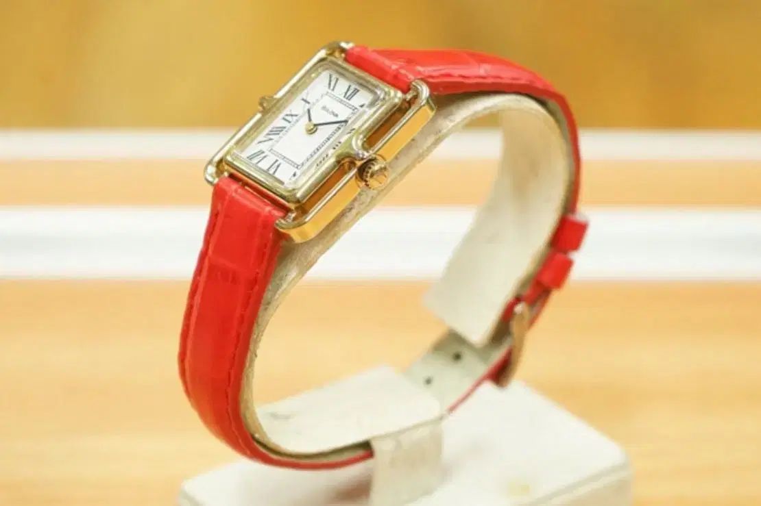 70s BULOVA ブローバ 手巻き　腕時計　ヴィンテージ BULOVA ブローバ手巻きビンテージ腕時計 : 古時計の館 - 通販