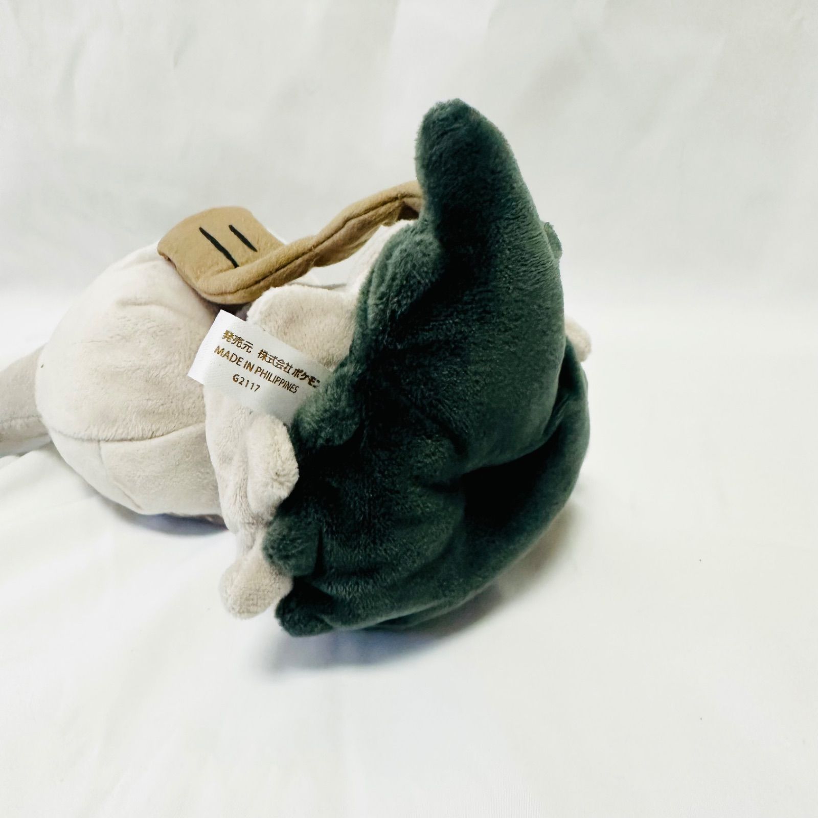 ポケモンセンター 色違いのミミッキュ ぬいぐるみ