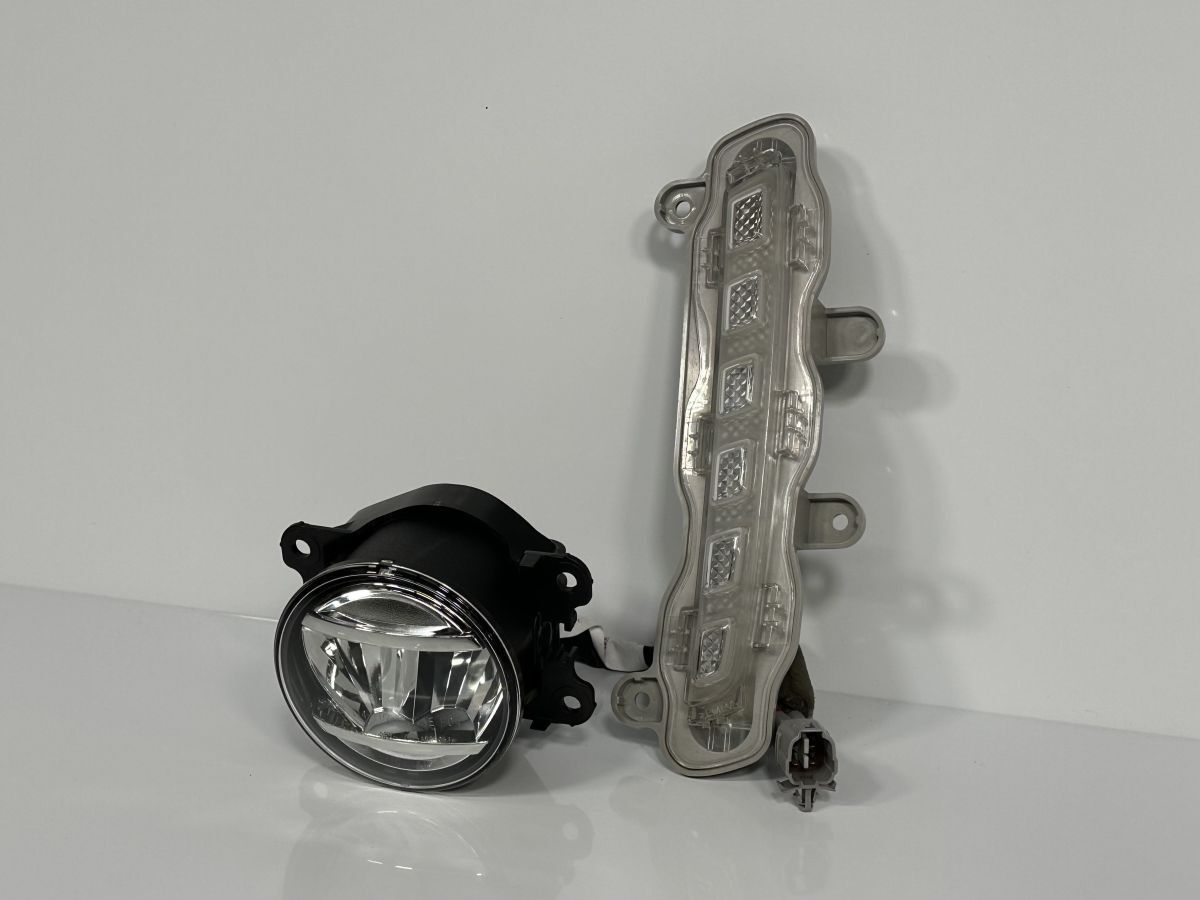 破損キズなし スペーシアカスタム MK53S 純正 左フォグランプ デイライト LED 35502-79R00 114-11092 59350 35155 85P6L 管理28594