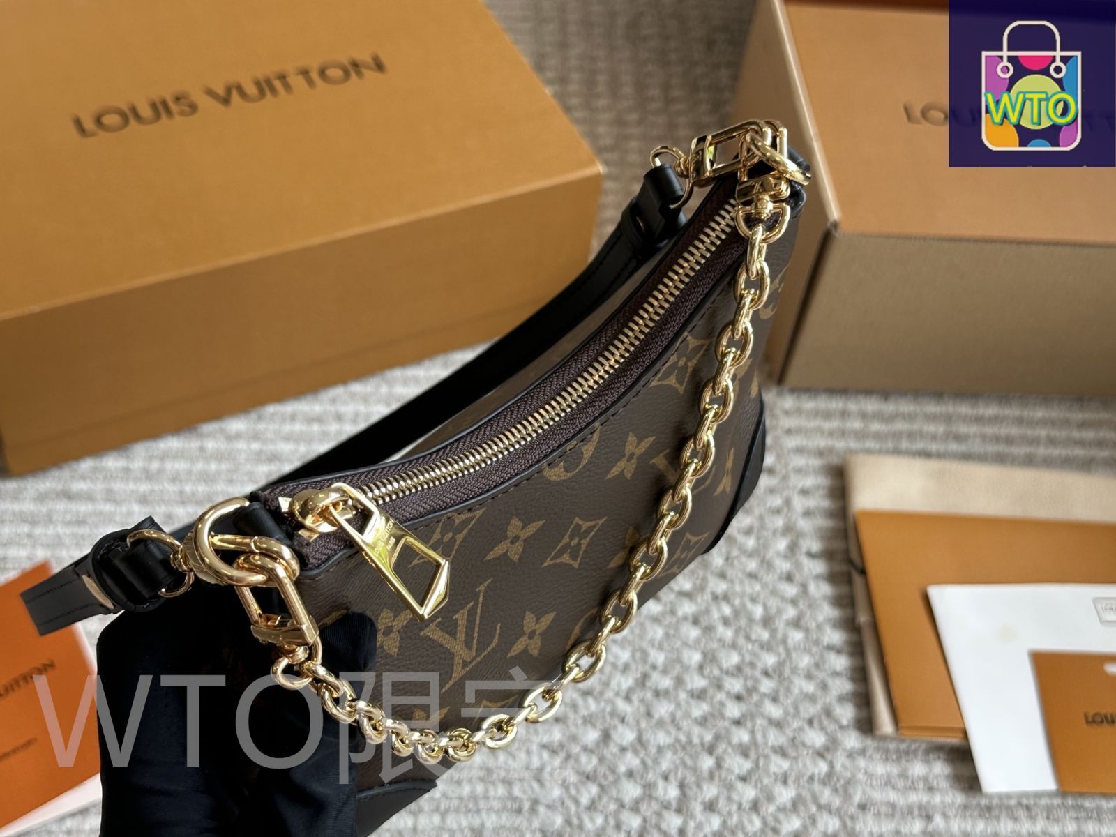 今日特価】Louis Vuitton ルイヴィトン ヴィヴィアン ミニホーン