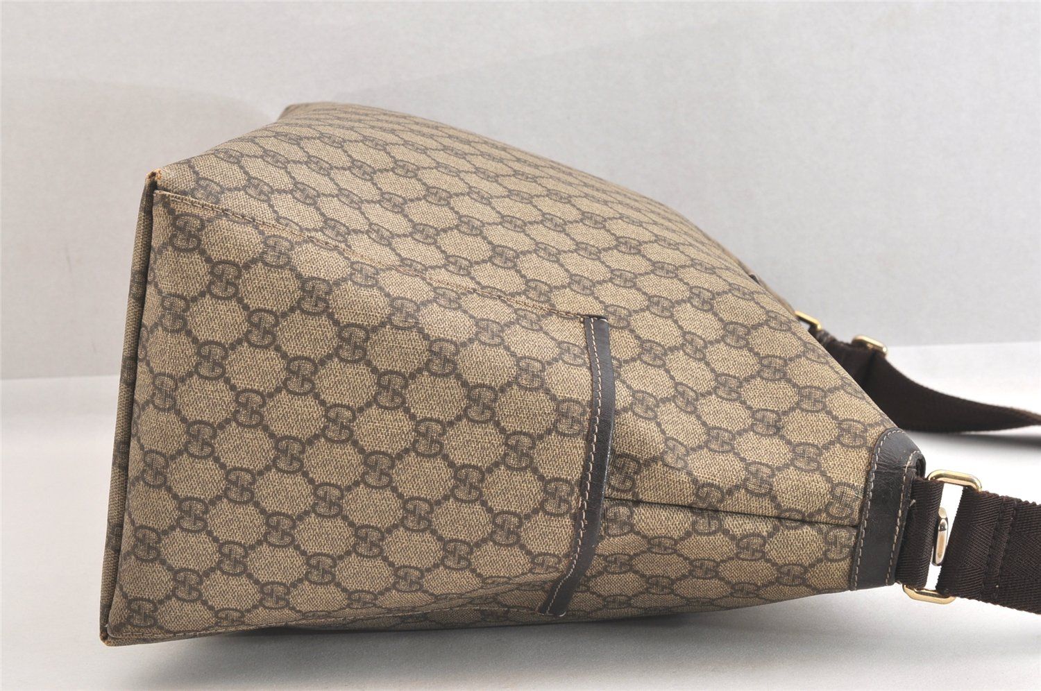 ショルダークロスバッグ