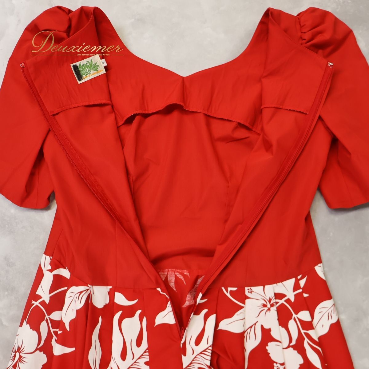 【日本製 フラダンス衣装】レッド ALOHA STANDARDS アロハスタンダード ワンピース ドレス 赤 黒 花柄 透け感 アロハ かわいい アロハスタンダード ALOHA STANDARDS フラドレス 2号 【 レッド