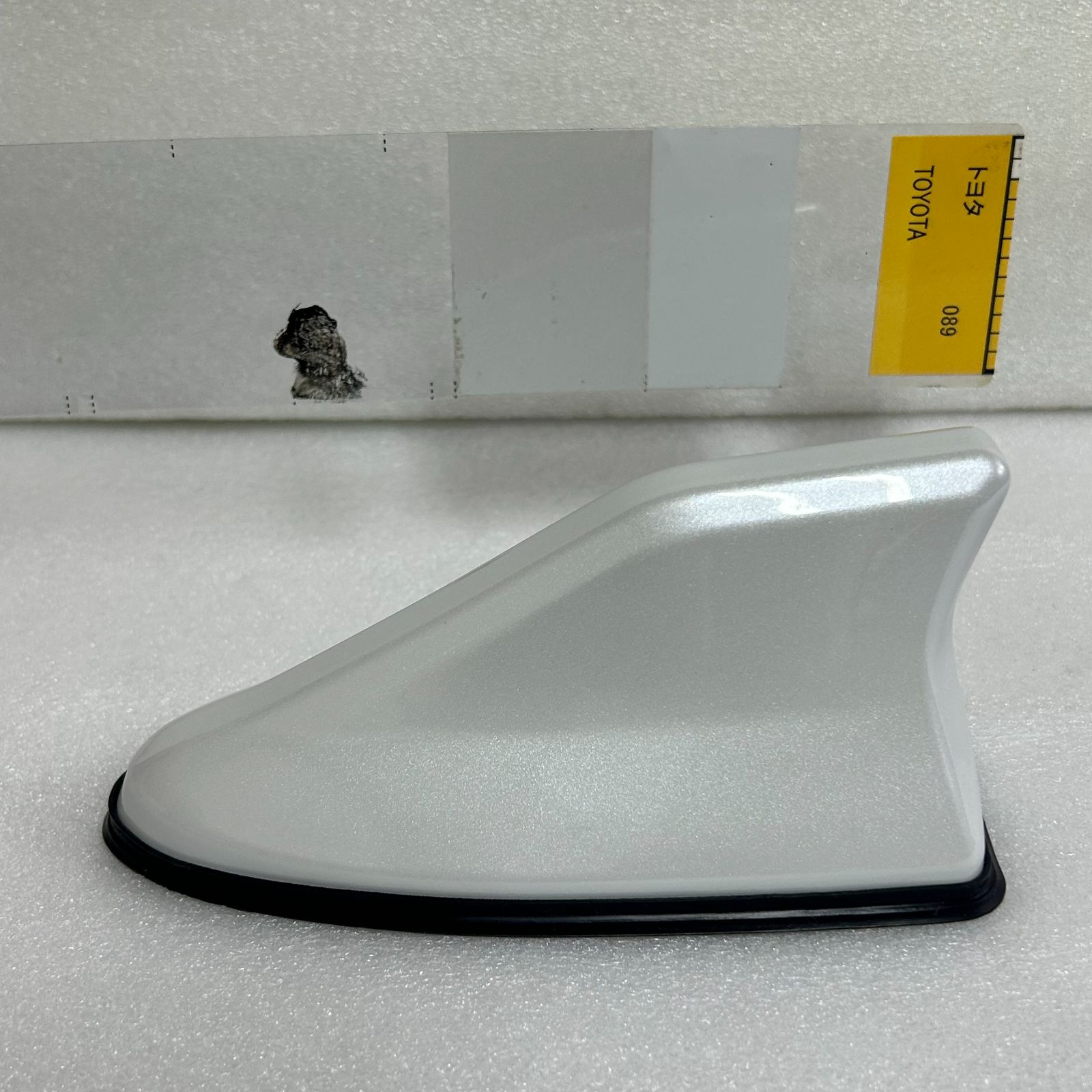 純正色に塗装します/ドルフィンアンテナ/シャークアンテナ/RVR/アウトランザー/SX4/セルボ/エスクード/MRワゴン/バレーノ/シボレーMW 日産車⁄T-1 塗装済 プレミアム シャーク フィン アンテナ⁄ホワイト