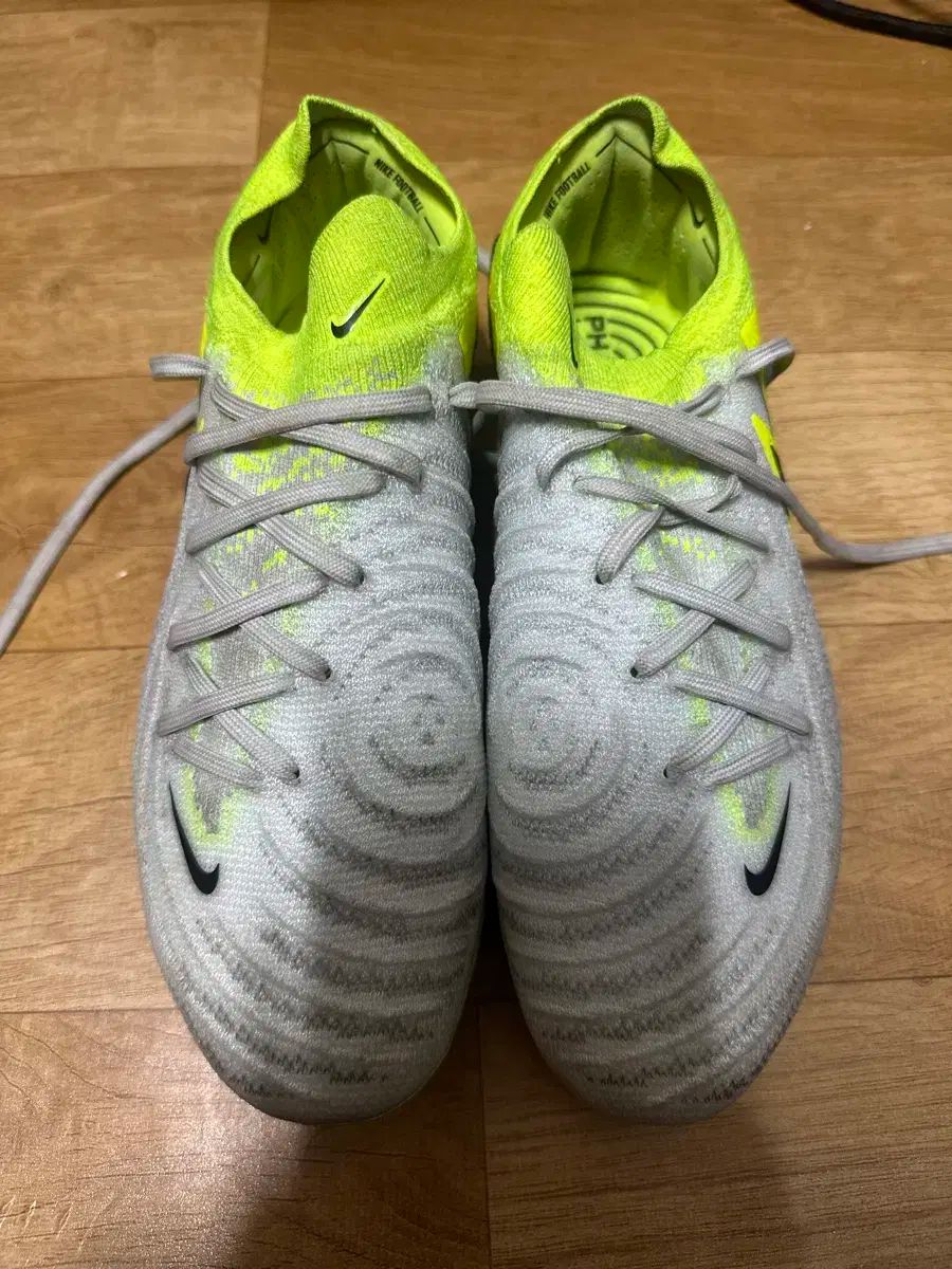 NIKE TOTAL 90 Ⅲ 一回仕様 デッドストック 激レア NIKE TOTAL 90 Ⅲ 一回仕様 デッドストック 激レア ナイキの