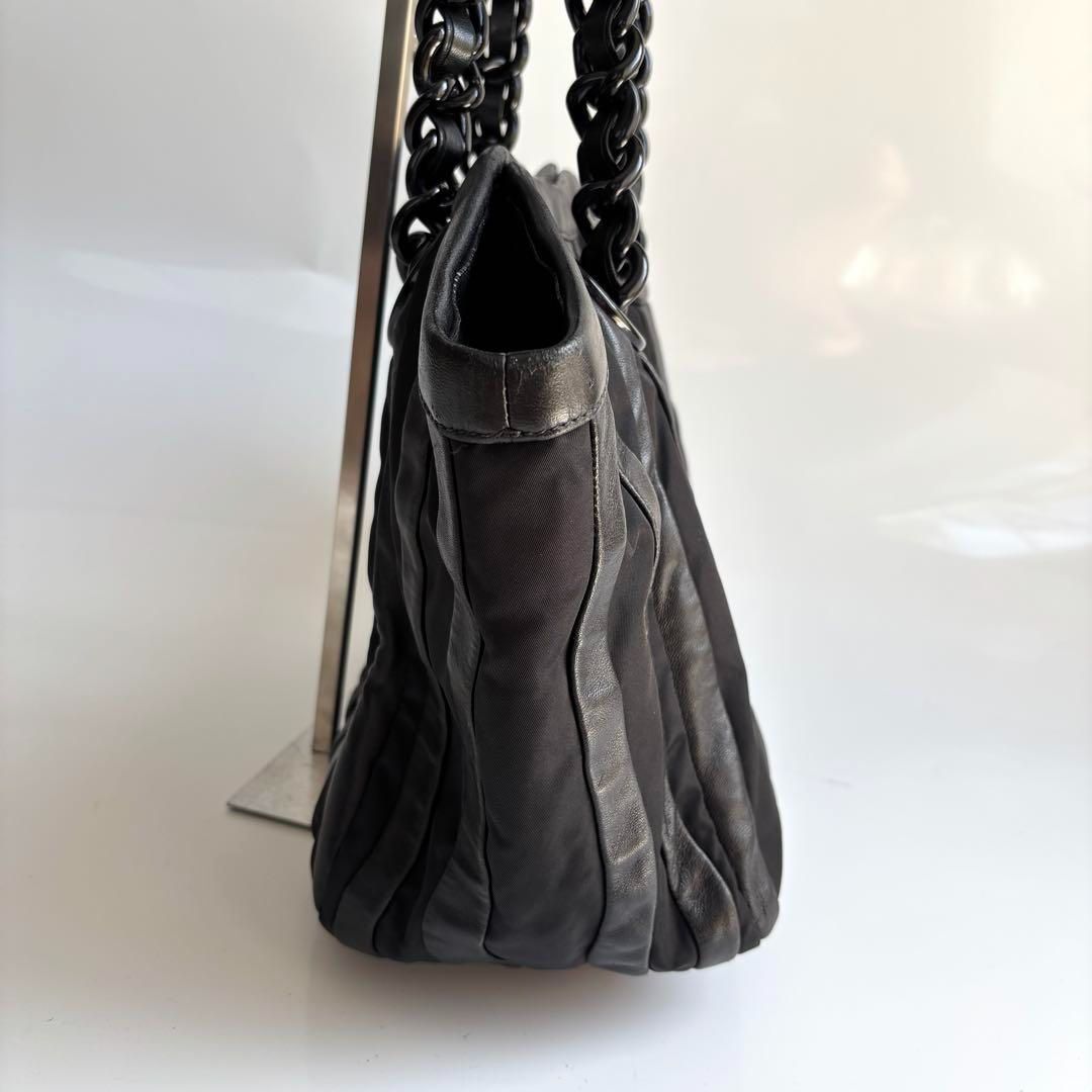 極美品✨PRADA トートバッグ ビジネス レザー ブラック A4収納可能 PRADA ナイロン レザー トートバッグ A4収納可能 ブラック