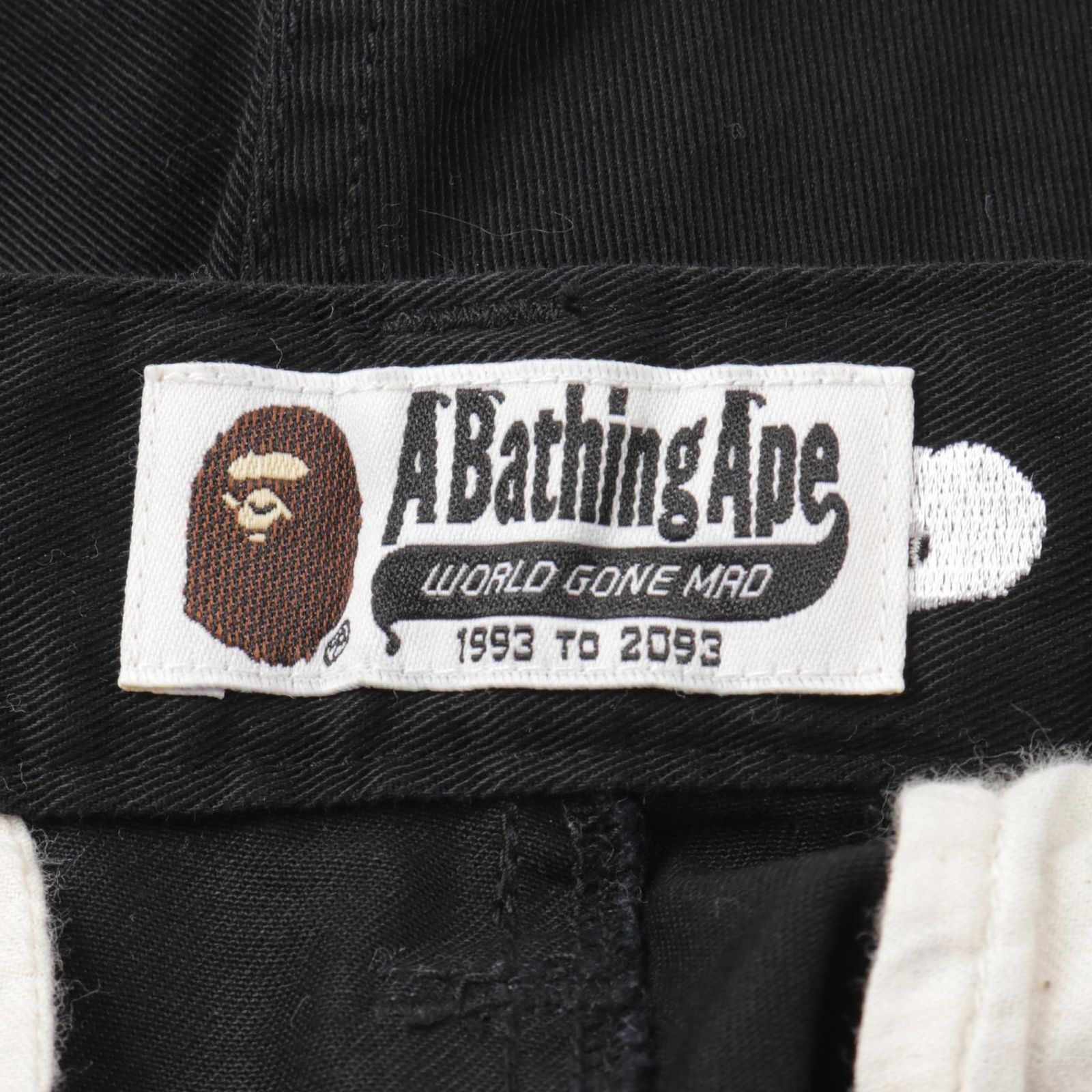 A BATHING APE アベイシングエイプ APE HEAD刺繍 チノパンツ - メルカリ