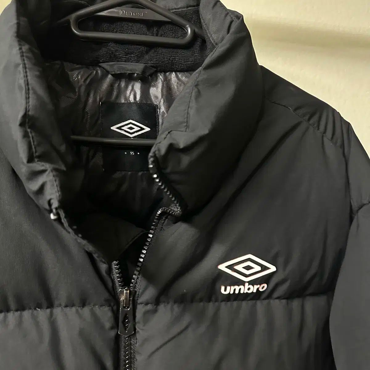 アンブロ ブラック ショートダウン