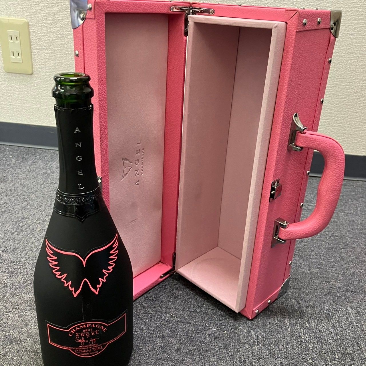 ANGEL エンジェルシャンパン 空箱 空瓶 アルマンド エンジェル