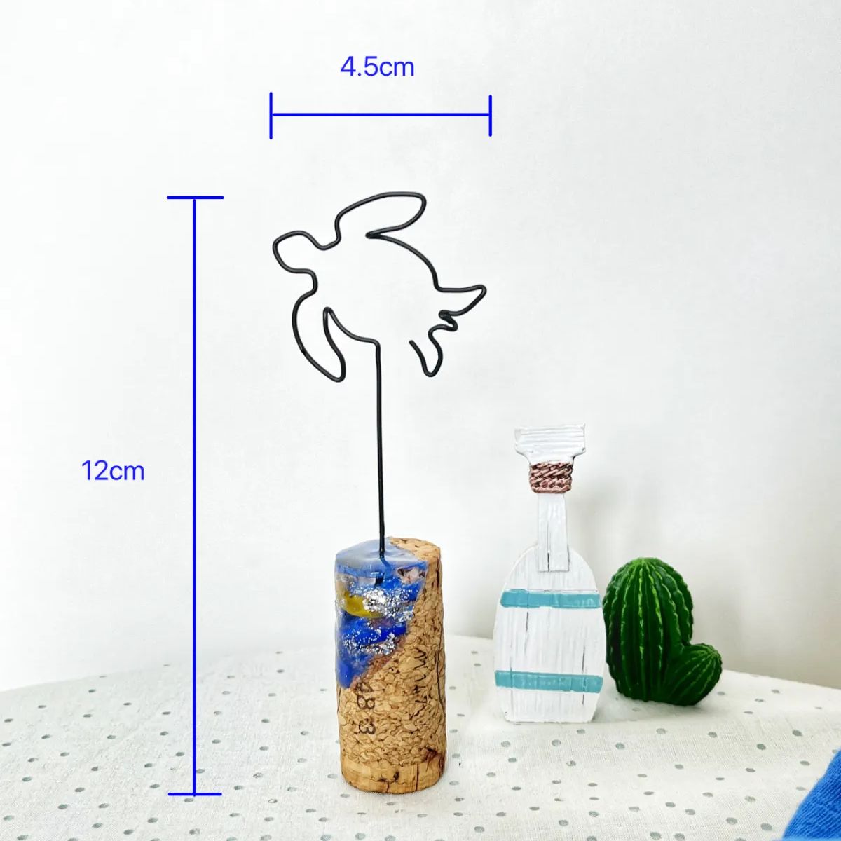 ウミガメ＊海の生き物ワイヤーアート＊コルク - メルカリ