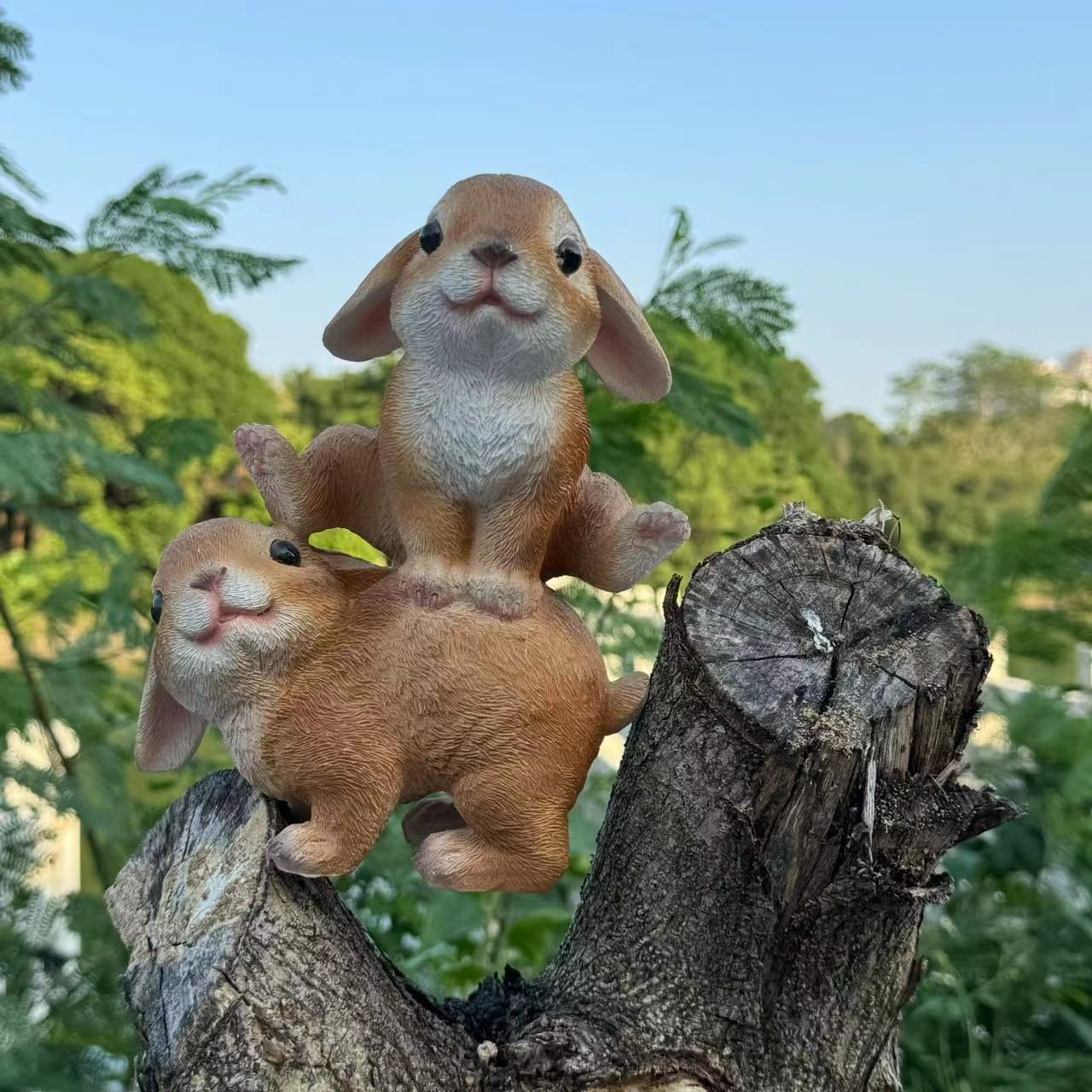 置物 置物 オブジェ ガーデンオーナメント ウサギをジャンプしている