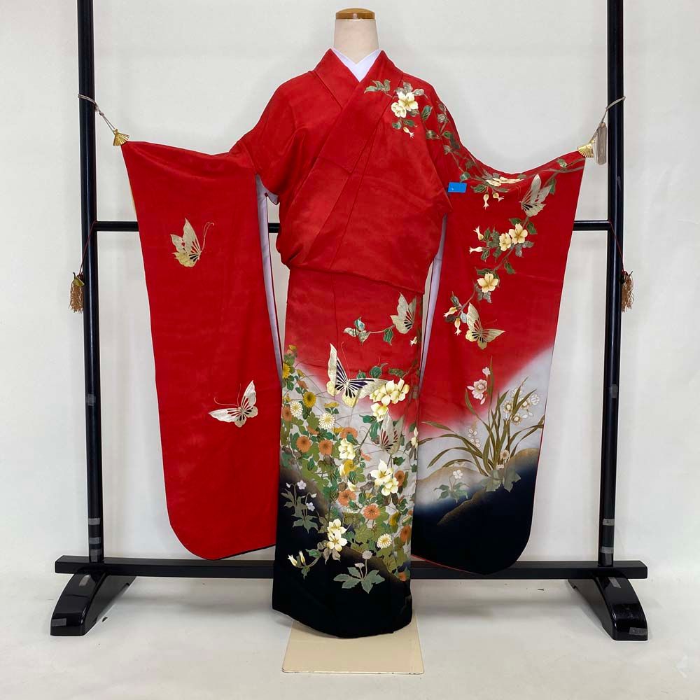 【振袖】✰成人式 ✰正絹 ☆赤/茜色系☆身丈176　裄68　★中古 振袖】✰成人式 ✰正絹 ☆赤/茜色系☆身丈176裄68☆中古