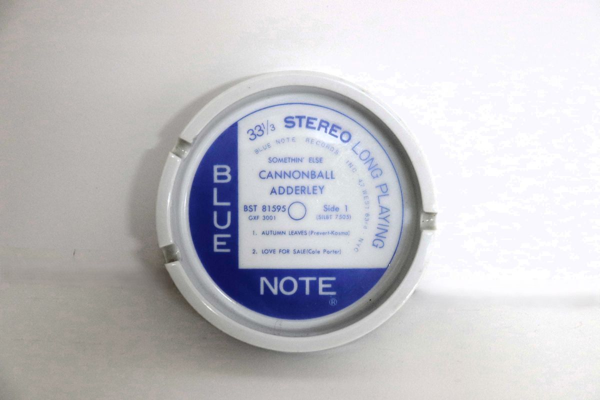 Memorabilia Ashtray Blue Note ロゴ灰皿  Cannonball Adderley / Somethin  BLUENOTE BLUE NOTE /00230 Memorabilia Ashtray Blue Note ロゴ灰皿 Cannonball Adderley