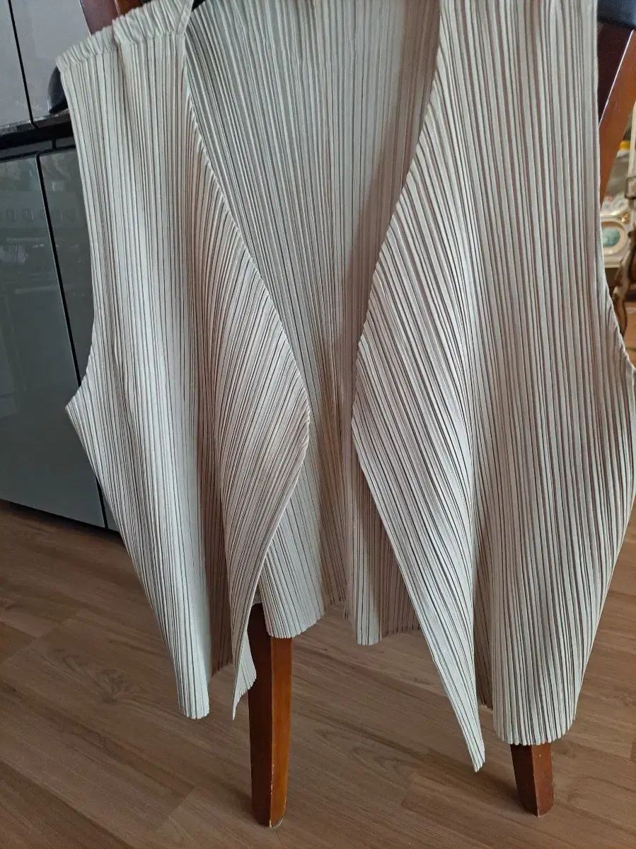 プリーツプリーズPLEATS PLEASE ベスト PLEATS PLEASE(プリーツ